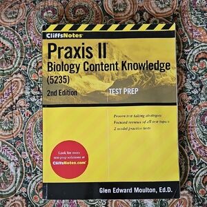 CliffsNotes Praxis II Biology Content Knowledge Test Prep Book